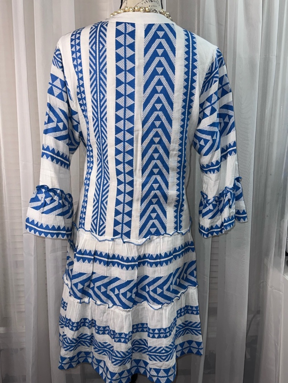 THML Light Blue and White Women's Top - Picture 7 of 9